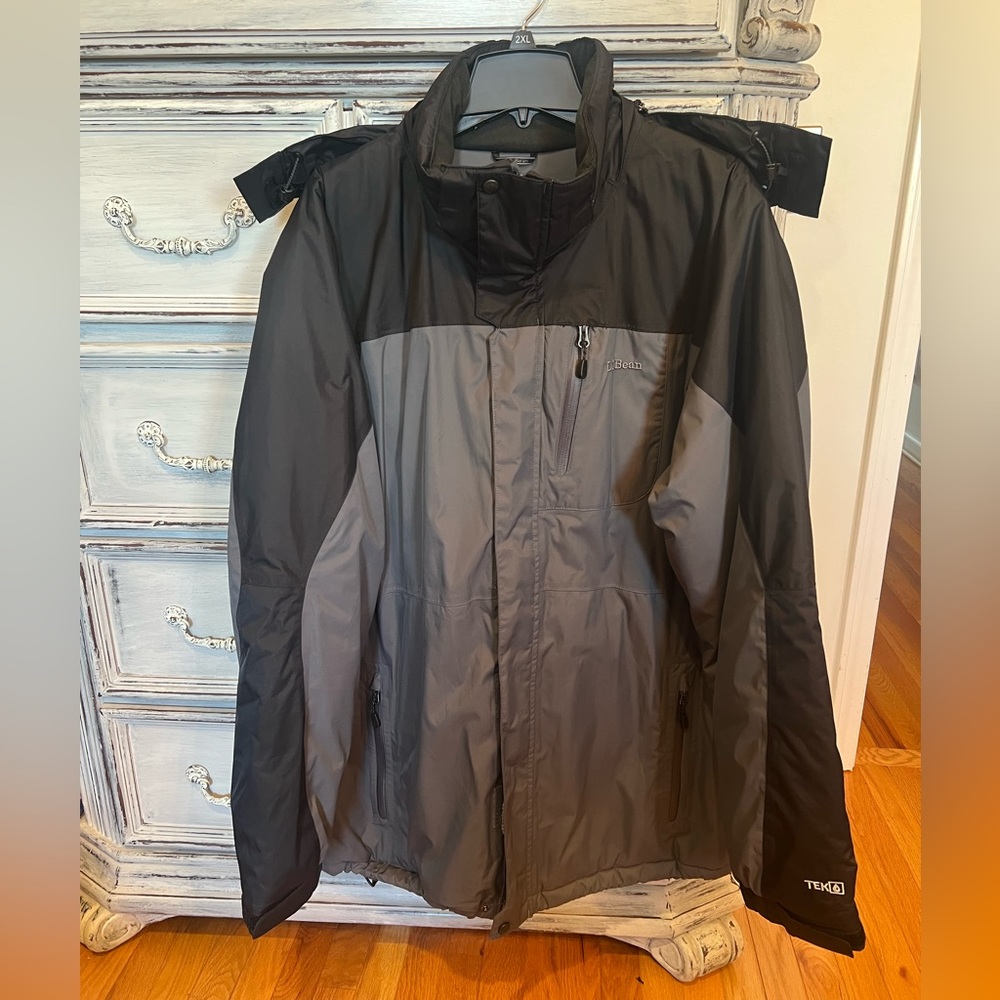 L.L. Bean waterproof primaloft coat XXL TALL